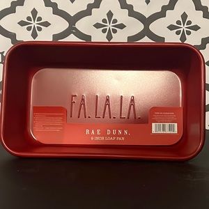 Rae Dunn 9 inch Loaf Pan